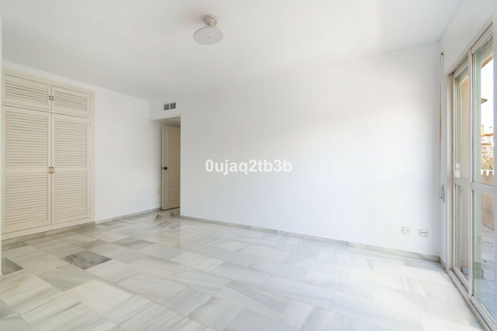 Top Floor Apartment Marbella Málaga - image 27