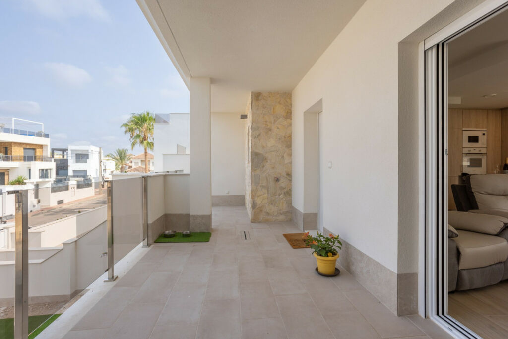 Middle Floor Apartment Blue Lagoon Alicante - image 27