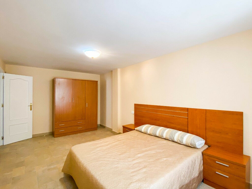 Detached Villa Villamartin Alicante - image 31