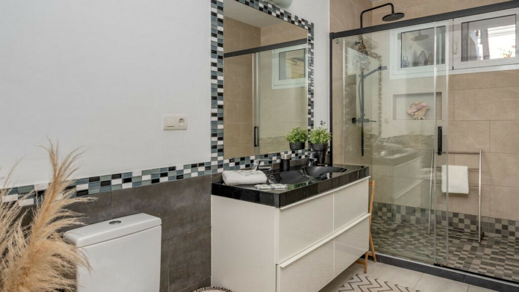 Detached Villa Mijas Málaga - image 26