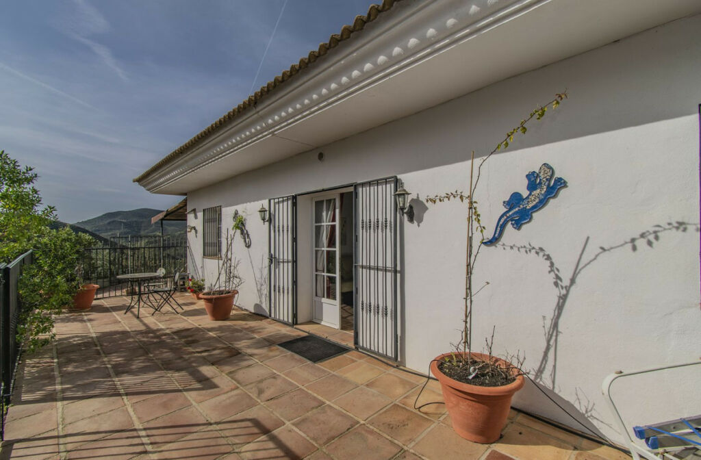 Detached Villa Monda Málaga - image 29
