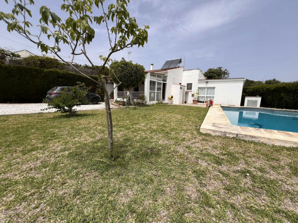 Detached Villa Selwo Málaga - image 3