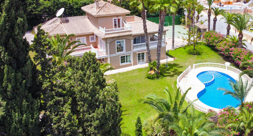 Detached Villa Villamartin Alicante - image 34