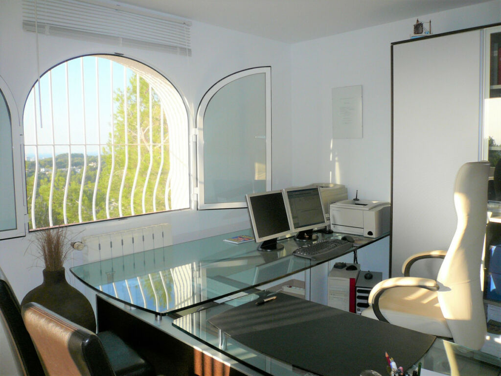 Detached Villa Montemar Alicante - image 30