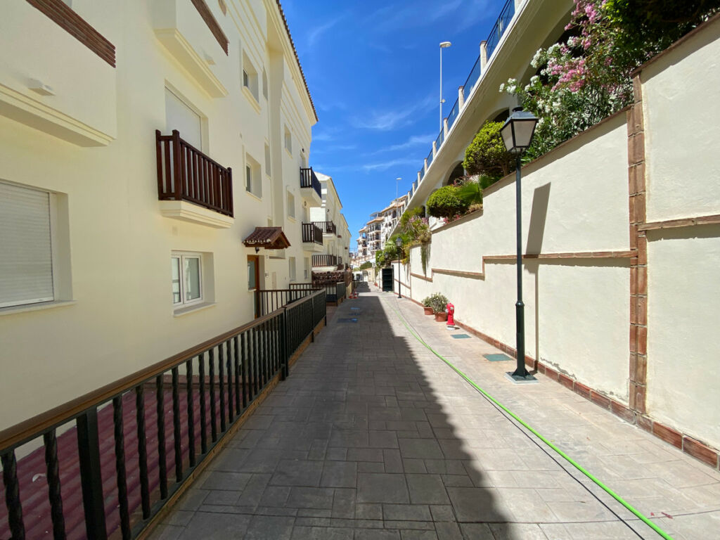Ground Floor Apartment Carvajal Málaga - image 27