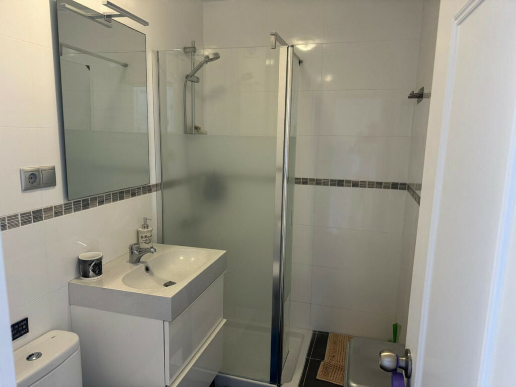 Ground Floor Apartment El Faro Málaga - image 33