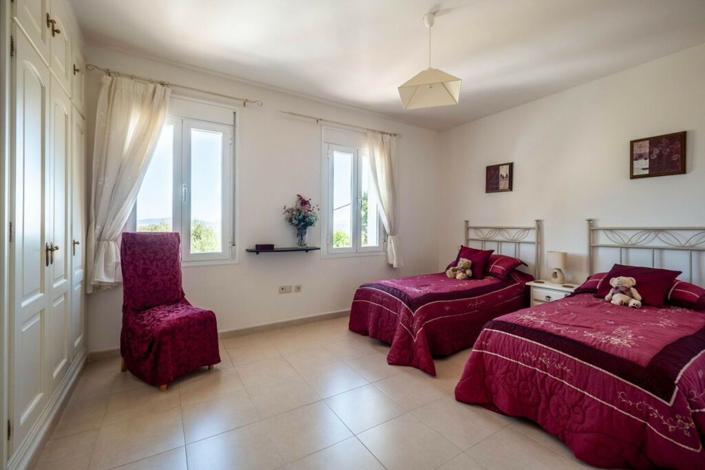 Detached Villa Alhaurín el Grande Málaga - image 34