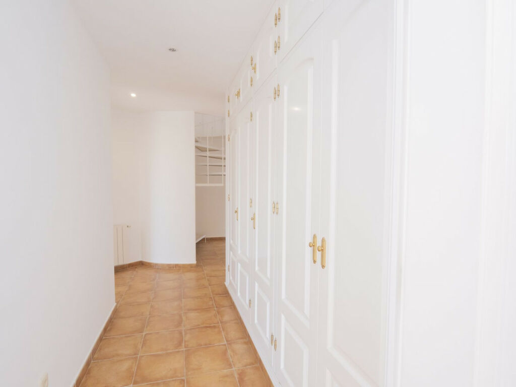Detached Villa Marbella Málaga - image 34
