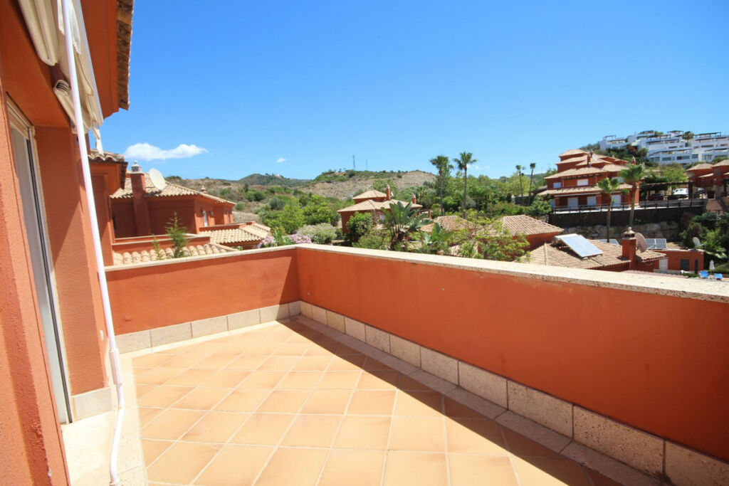 Semi-Detached House Santa Clara Málaga - image 33