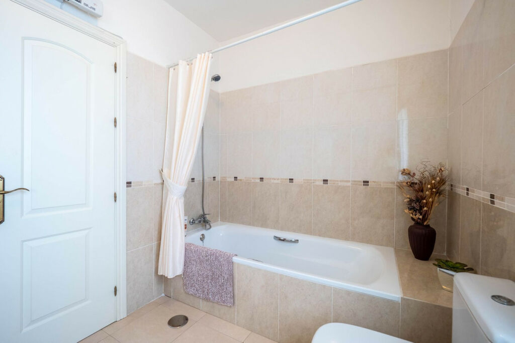 Detached Villa Alhaurín el Grande Málaga - image 36