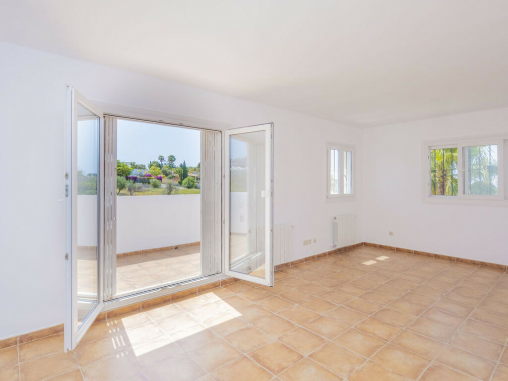 Detached Villa Marbella Málaga - image 36
