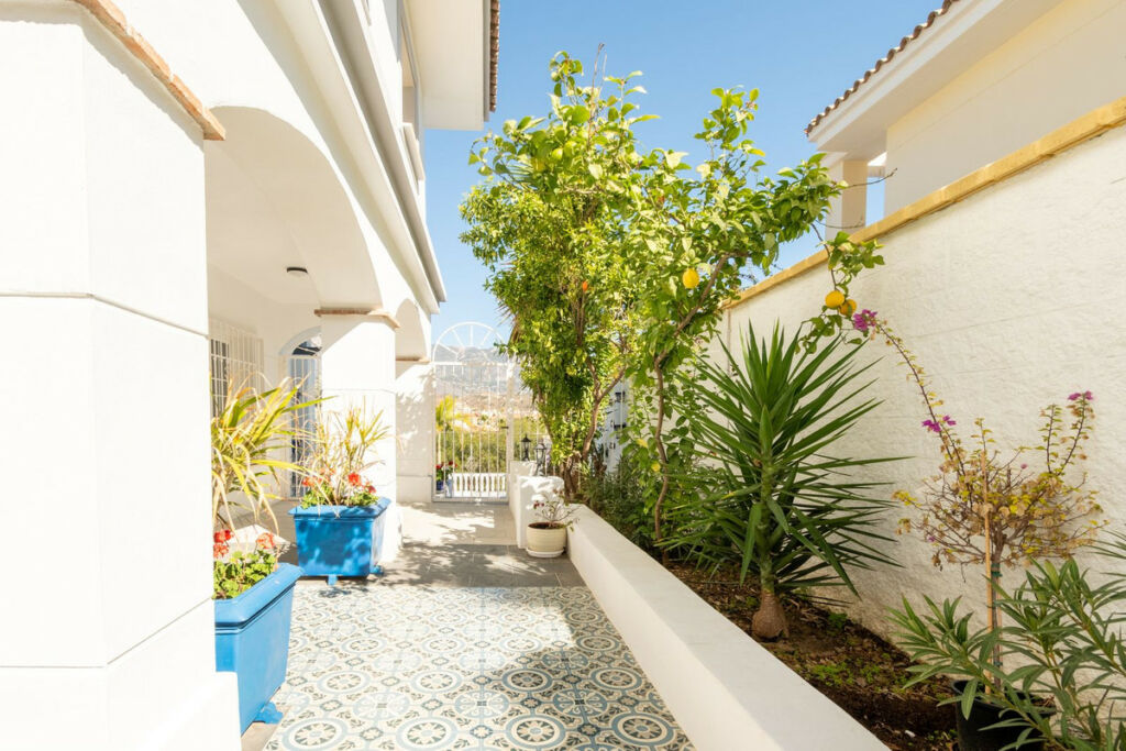 Detached Villa La Cala Hills Málaga - image 38
