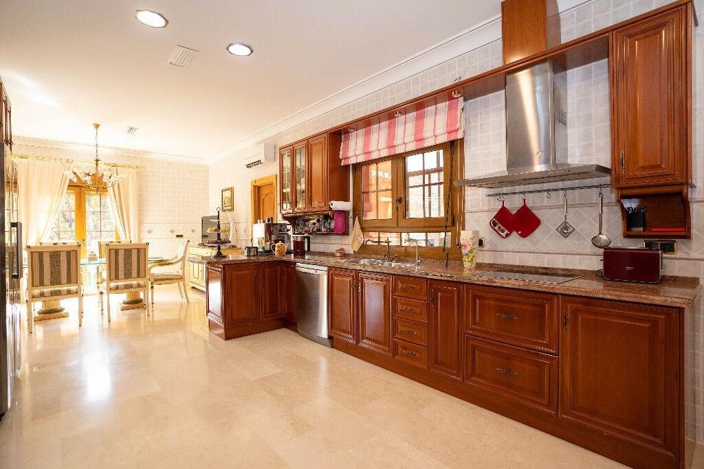 Detached Villa Campoamor Alicante - image 4