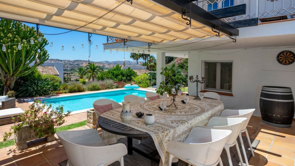 Detached Villa Mijas Málaga - image 3