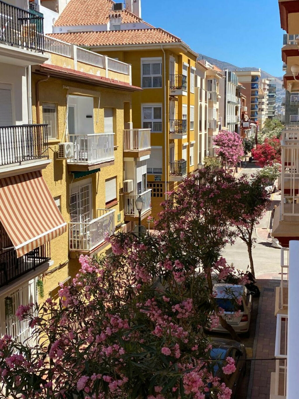 Middle Floor Apartment Fuengirola Málaga - image 4