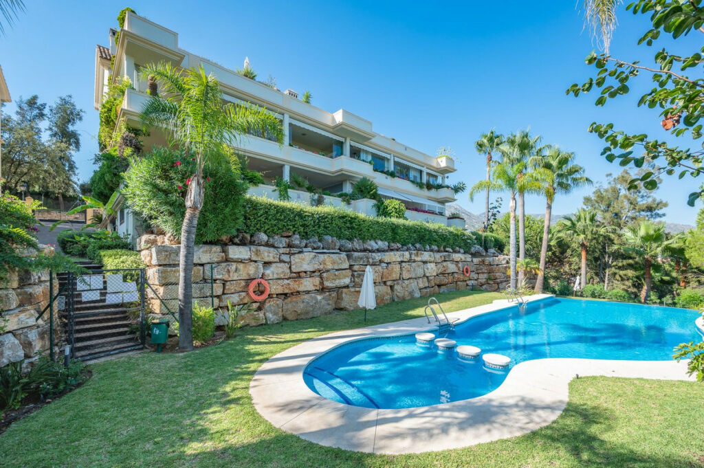 Ground Floor Apartment The Golden Mile Málaga - image 41