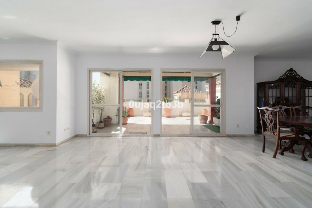 Top Floor Apartment Marbella Málaga - image 41
