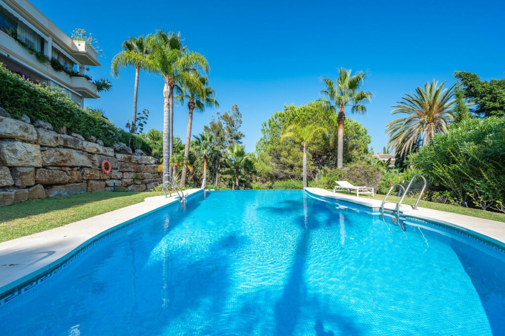 Ground Floor Apartment The Golden Mile Málaga - image 42
