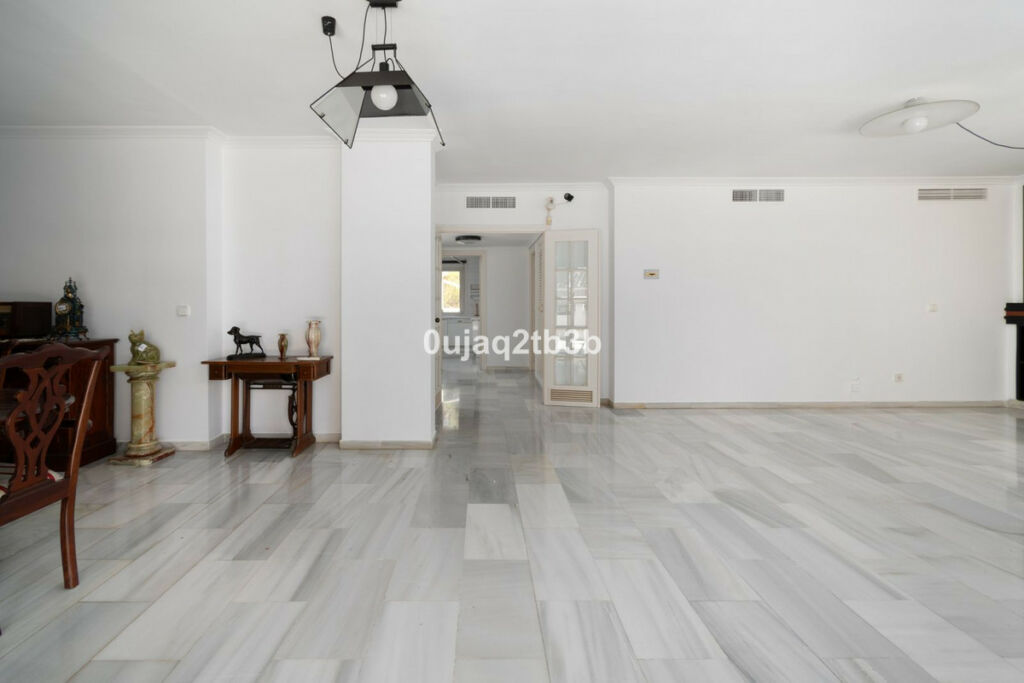 Top Floor Apartment Marbella Málaga - image 42