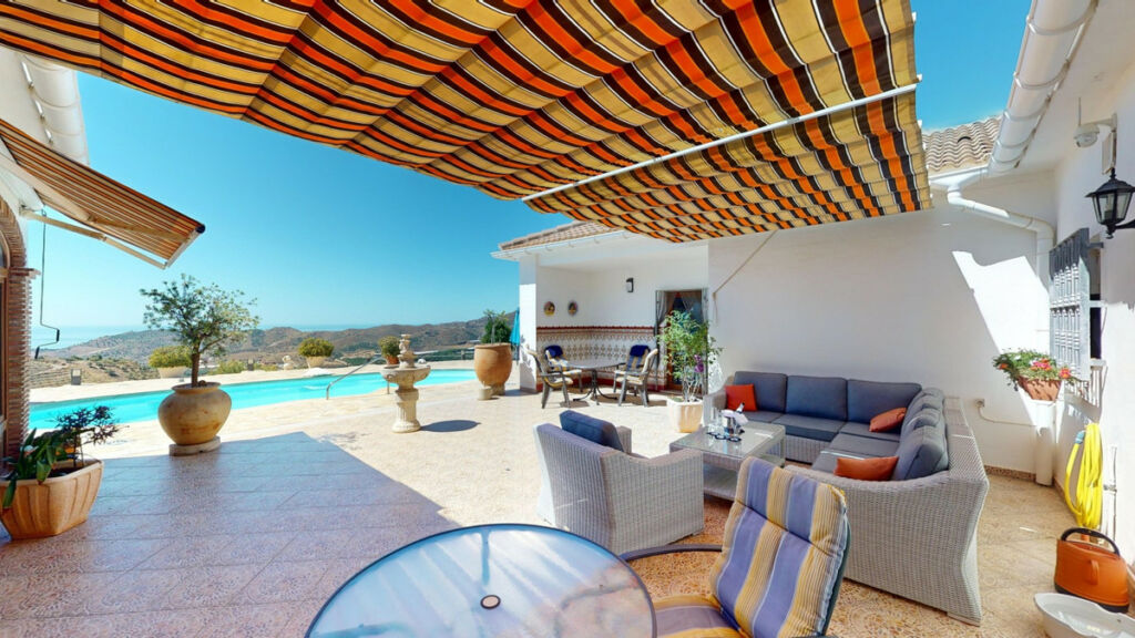 Detached Villa Iznate Málaga - image 48