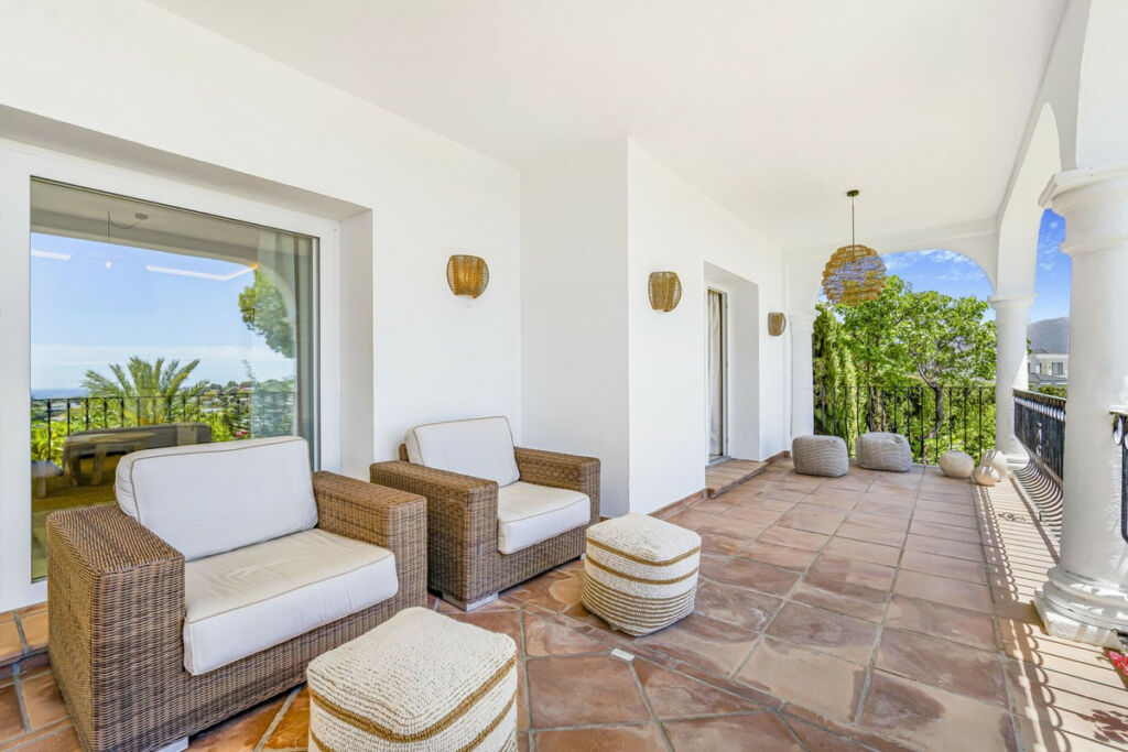 Detached Villa El Paraiso Málaga - image 49