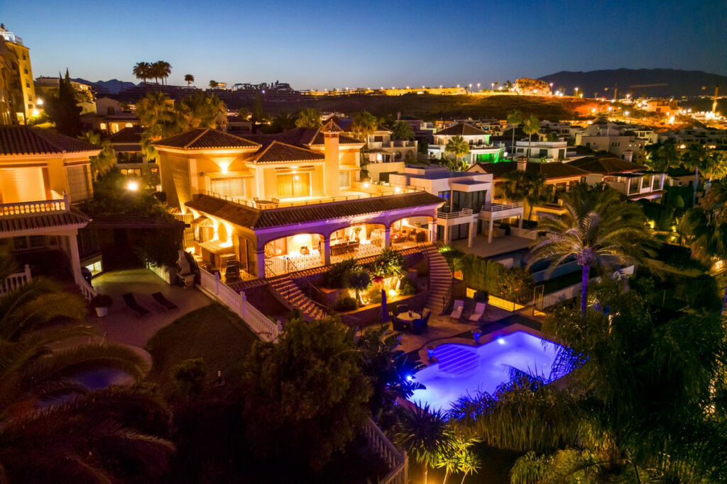 Detached Villa La Cala de Mijas Málaga - image 5