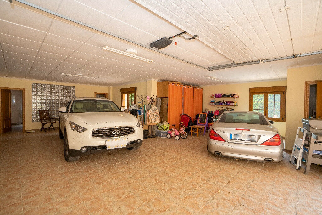 Detached Villa Campoamor Alicante - image 5