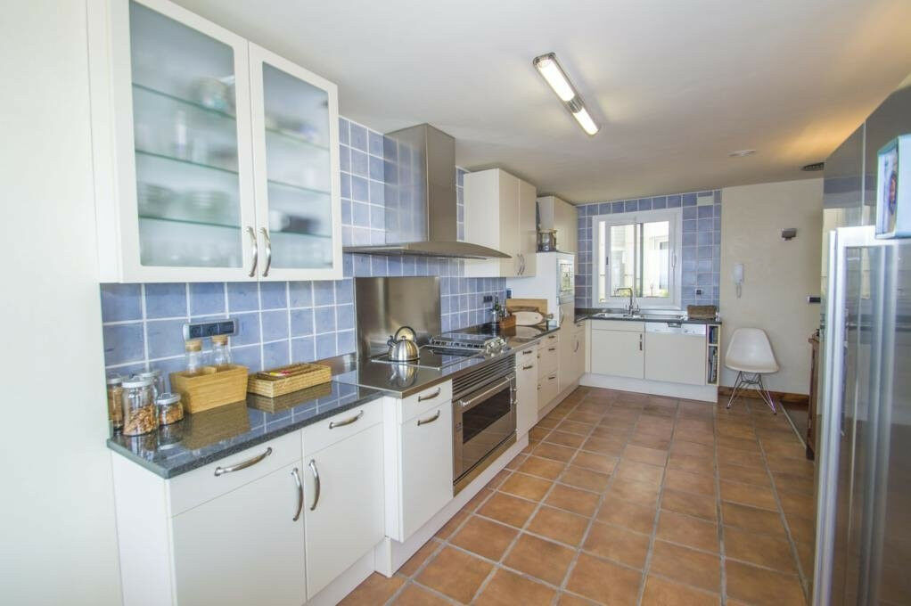 Middle Floor Apartment Torrevieja Alicante - image 5