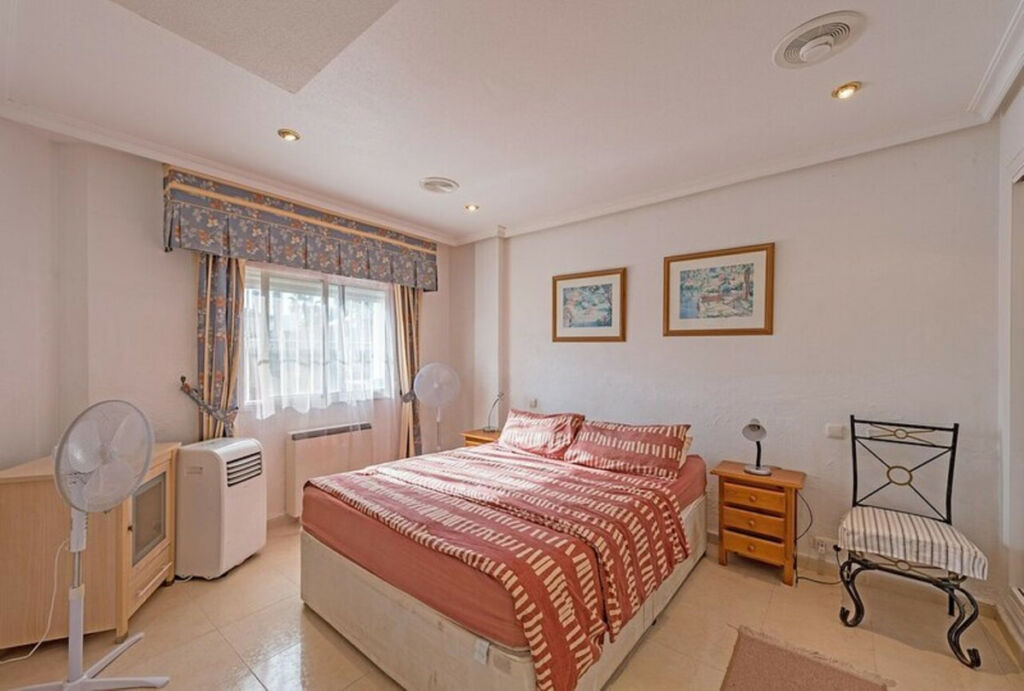 Detached Villa La Murada Alicante - image 5