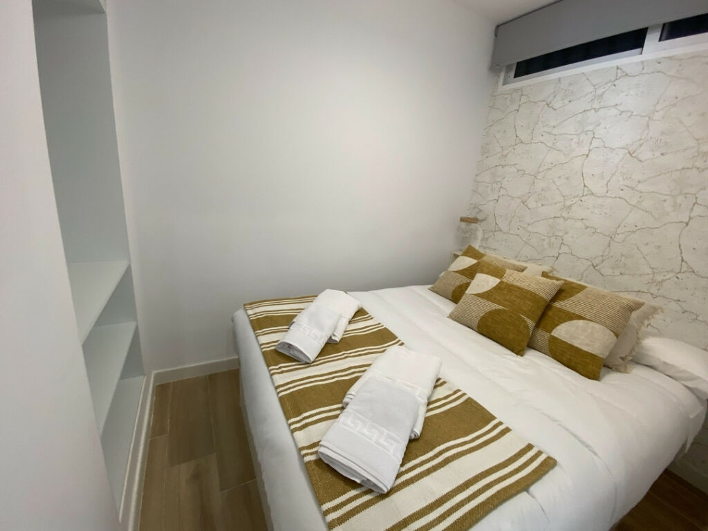 Middle Floor Apartment Fuengirola Málaga - image 6