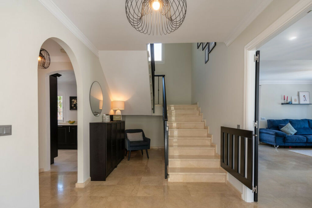 Detached Villa La Cala Hills Málaga - image 6