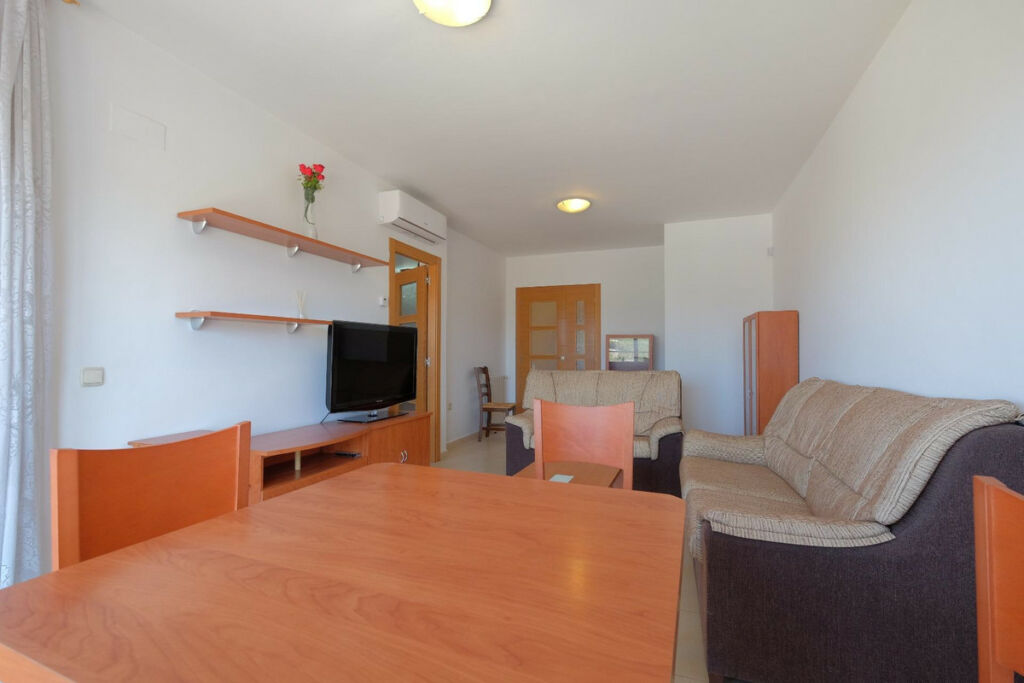 Middle Floor Apartment Calpe Alicante - image 6