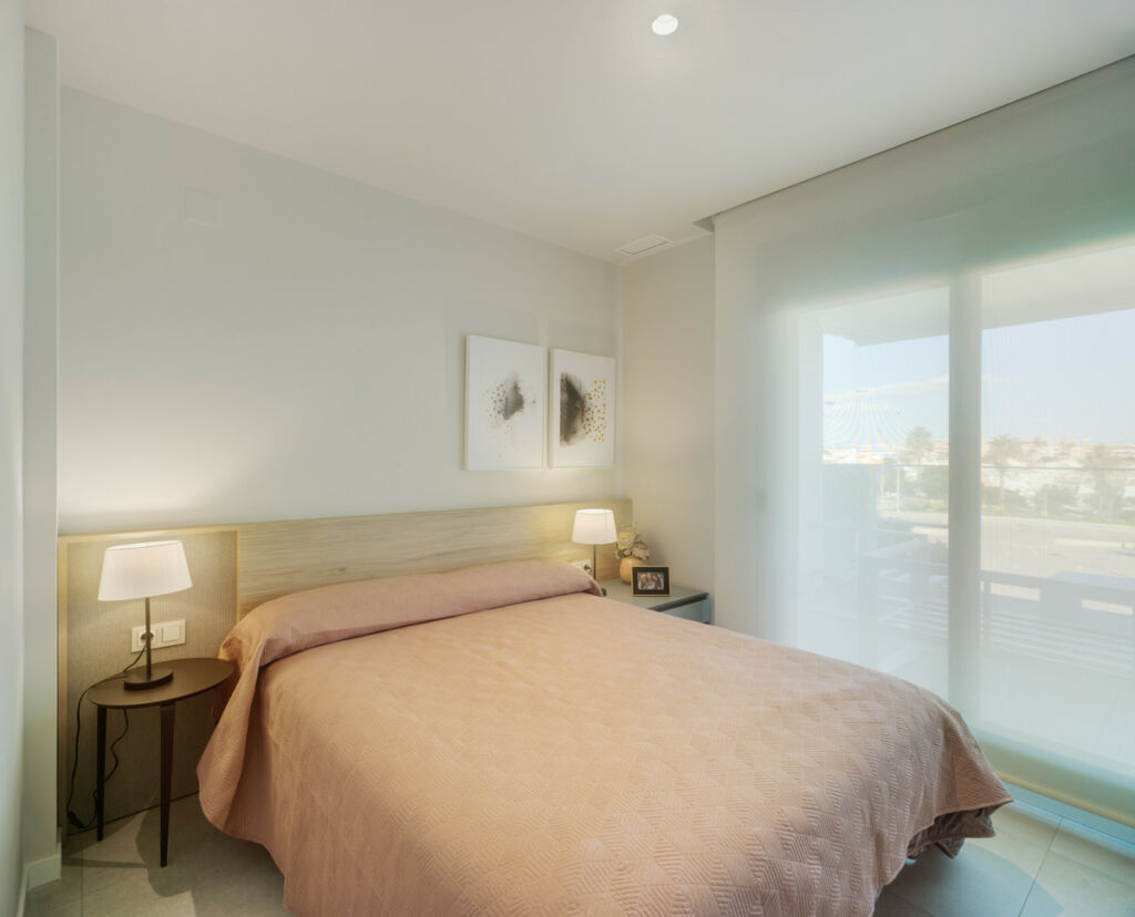 Middle Floor Apartment Mil Palmeras Alicante - image 7