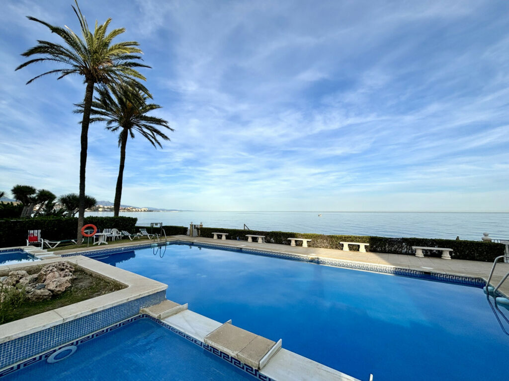 Penthouse Duplex Estepona Málaga - image 8