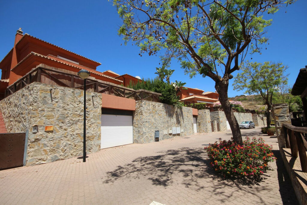 Semi-Detached House Santa Clara Málaga - image 71