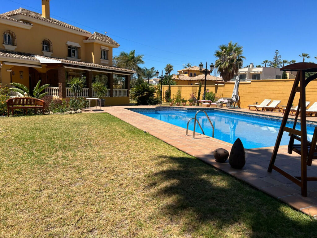 Detached Villa Rincón de la Victoria Málaga - image 77