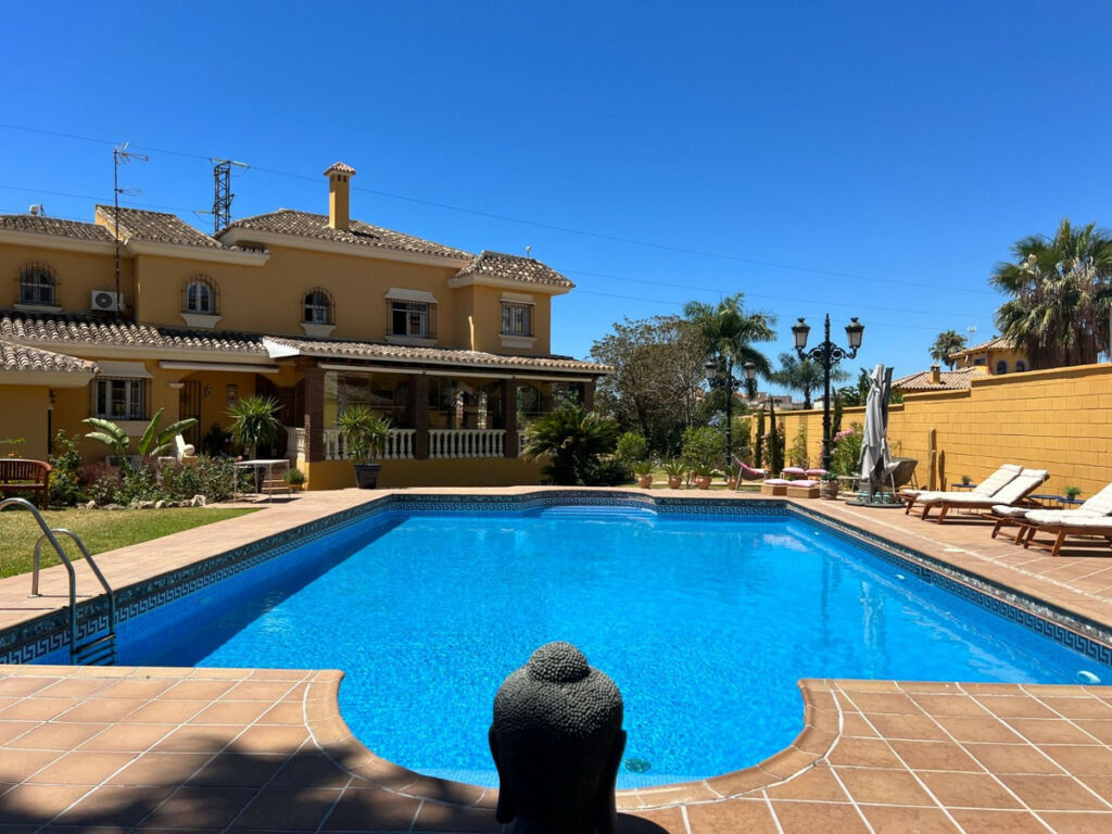 Detached Villa Rincón de la Victoria Málaga - image 80