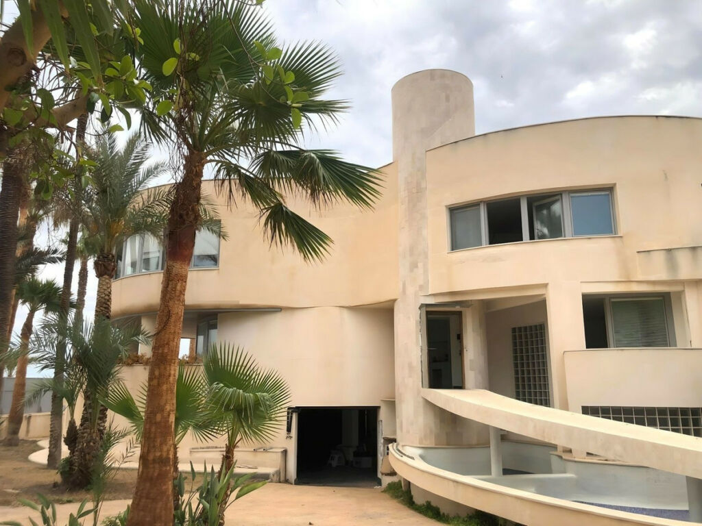 Detached Villa El Altet Alicante - image 9