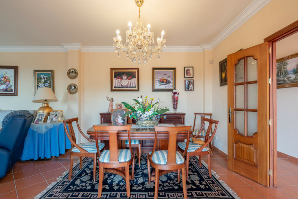 Detached Villa Marbella Málaga - image 9