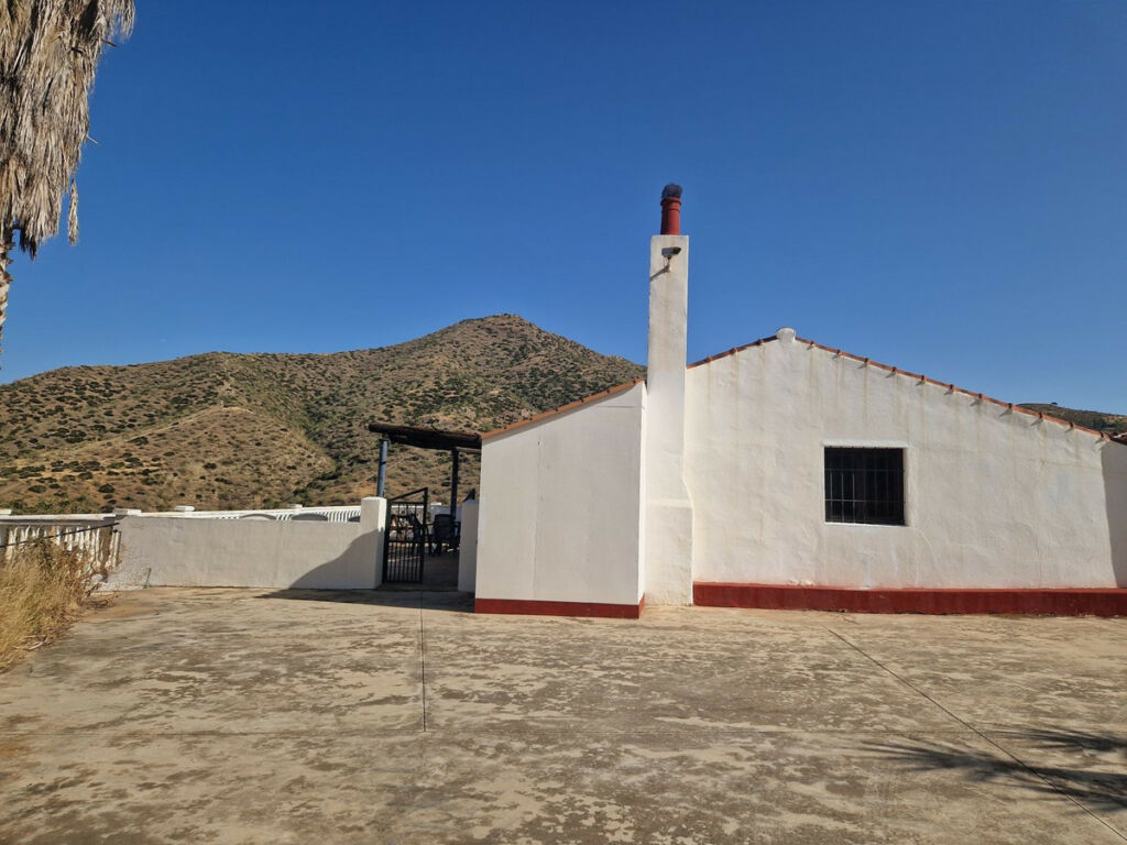 Finca - Cortijo Estacion de Cartama Málaga - image 9