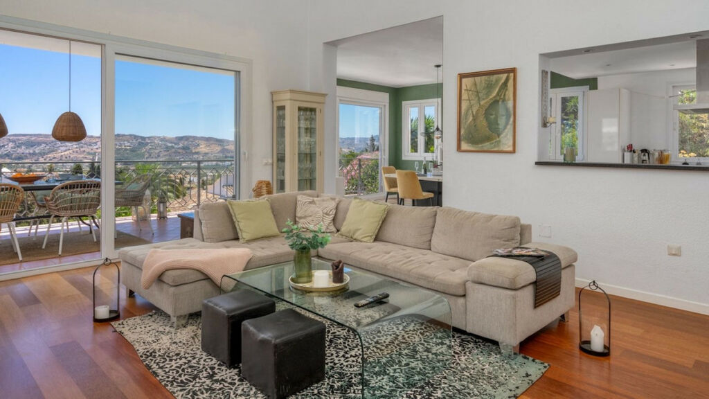 Detached Villa Mijas Málaga - image 8