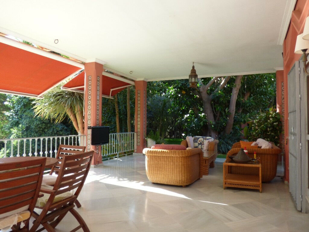 Detached Villa Torrenueva Málaga - image 9