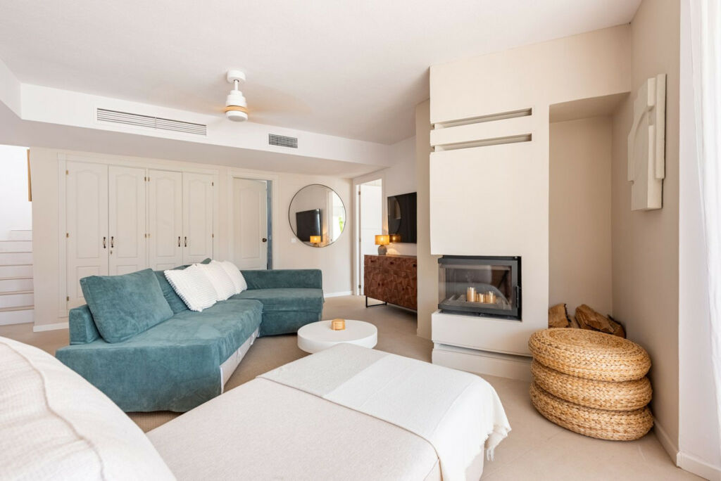 Top Floor Apartment Nueva Andalucía Málaga