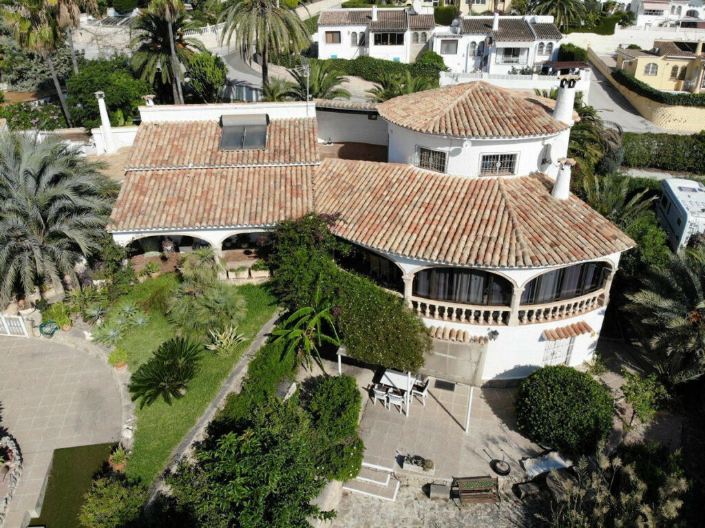 Detached Villa Calpe Alicante - image 9