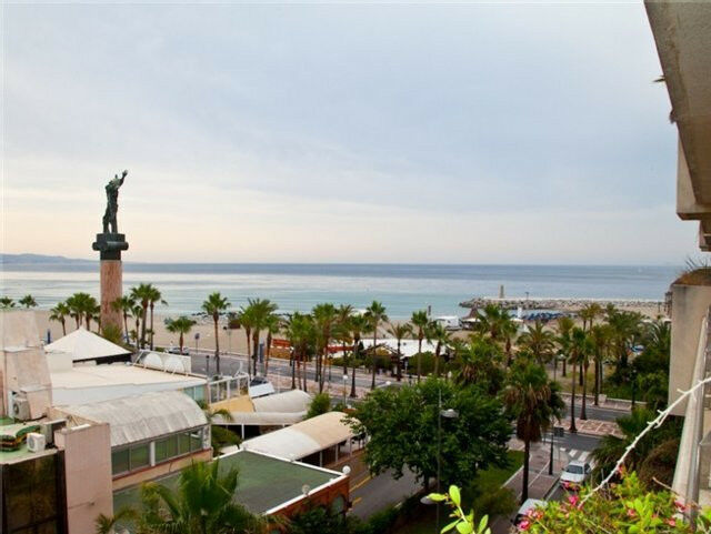 Middle Floor Apartment Puerto Banús Málaga