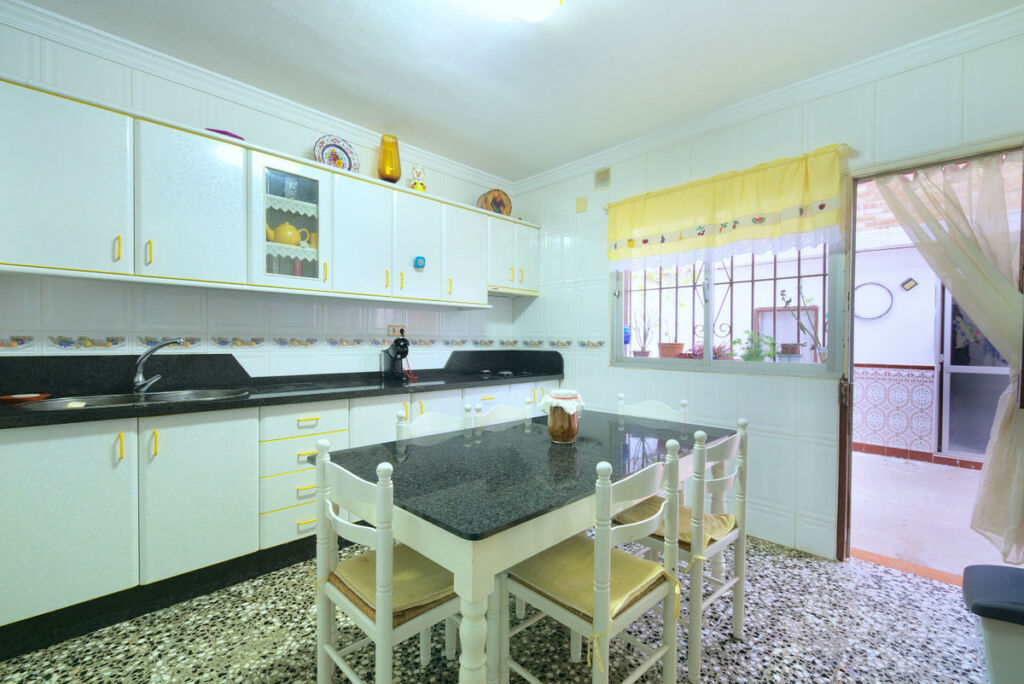 Townhouse Vélez-Málaga Málaga - image 2