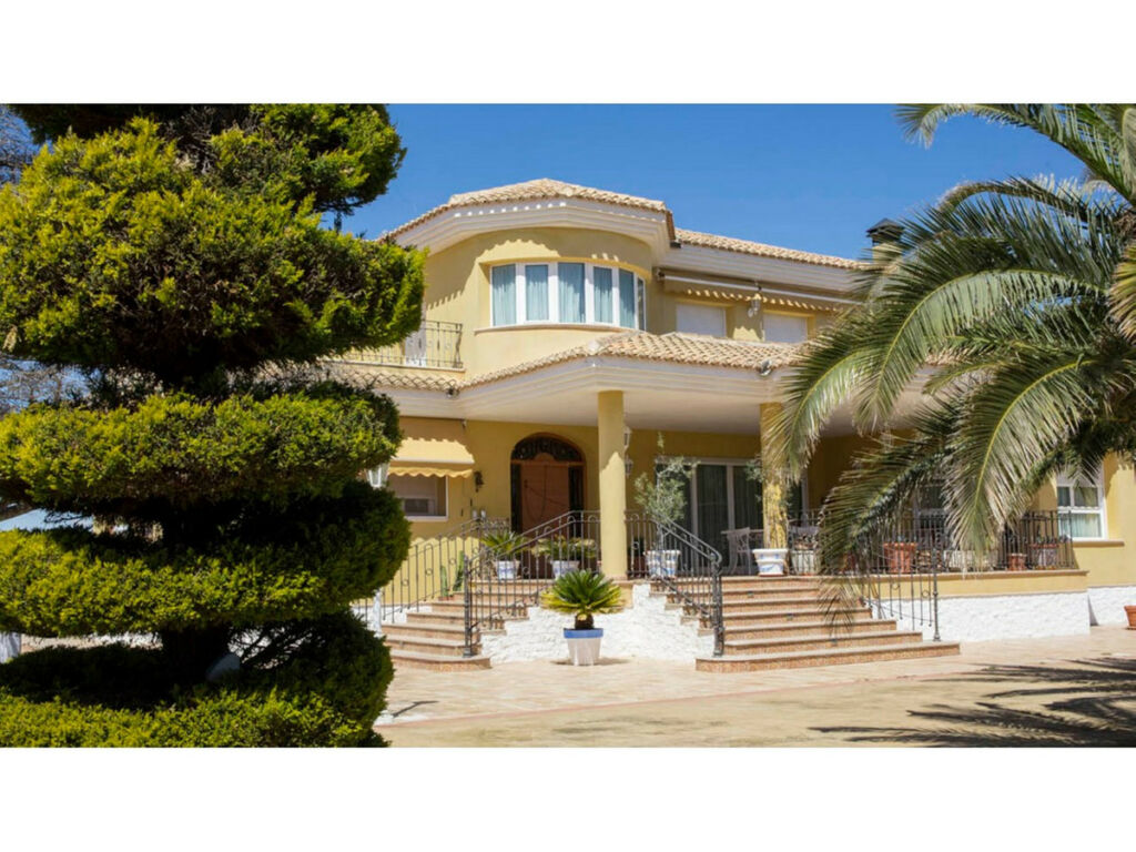 Detached Villa Yecla Murcia