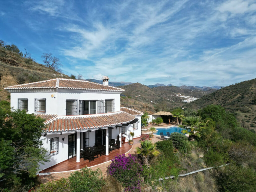 Detached Villa Arenas Málaga