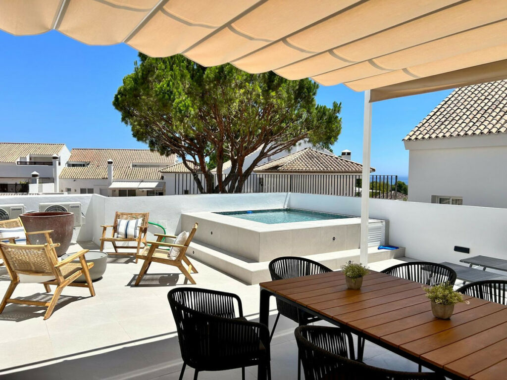 Penthouse Duplex Nueva Andalucía Málaga