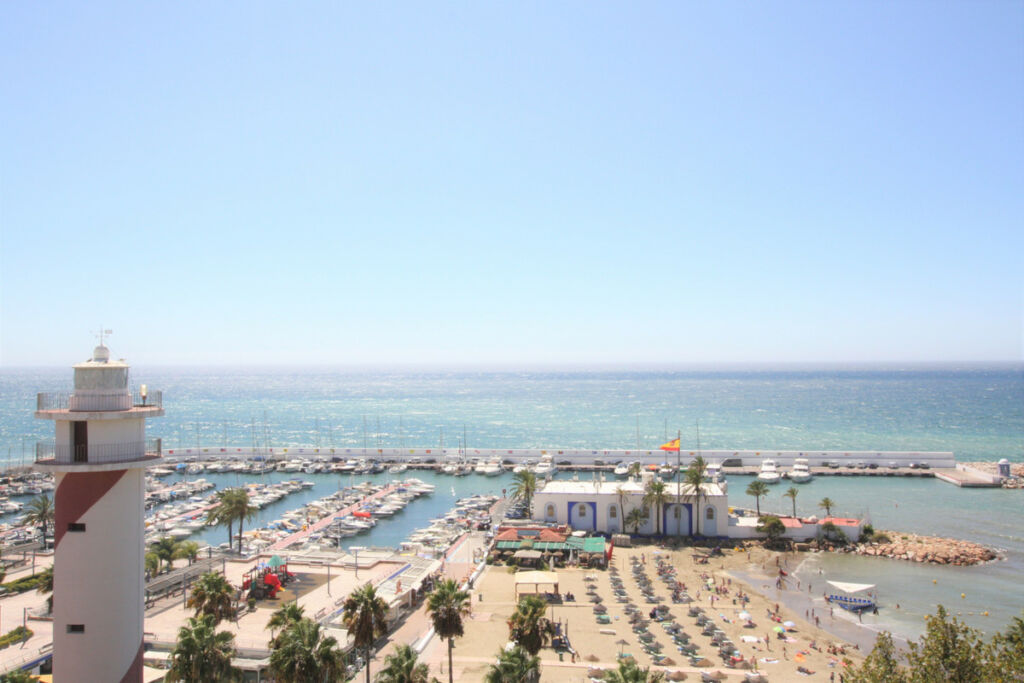 Middle Floor Apartment Marbella Málaga - image 17